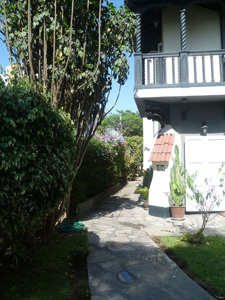 The Place Miraflores Lima Exterior photo